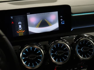Mercedes-Benz CLA Mercedes-Benz CLA 180 Business Solution Luxury [SCHUIFKANTELDAK, SFEERVERLICHTING, CAMERA, WIDESCREEN, VOL LEDER, STOELVERWARMING, PDC V+A, CRUISE, CLIMATE, NIEUWSTAAT] - afbeelding nr 9