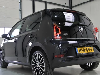 Volkswagen up! Volkswagen up! Active 5drs. Clima | Cruise | Camera | Vol! - afbeelding nr 15