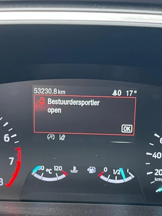 Ford Kuga Ford Kuga 1.5 EcoBoost Titanium X 150pk Trekhaak | Elek Achterklep | Stoelverwarming | Adaptieve Cruise - afbeelding nr 7