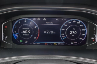 Volkswagen T-Roc Volkswagen T-Roc Cabrio 1.5 TSI R-Line ACC VIRTUAL COCKPIT STOELVERWARMING AUTOMAAT LEDER CAMERA - afbeelding nr 31