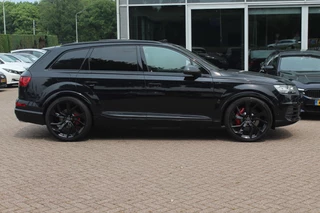 Audi SQ7 Audi SQ7 4.0 TDI quattro GRIJS KENTEKEN / Trekhaak / Panoramadak / 360Camera / Head-up / 23'' / Luchtvering / Keyless / Bose / Dodehoek / DAB / Apple CarPlay / Nachtzicht / Matrix LED / ACC / Stoelverwarming - afbeelding nr 5