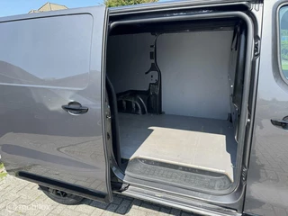 Toyota ProAce Toyota ProAce Worker 2.0 D-4D Live Black Edition 2500 kg trekgewicht - afbeelding nr 21