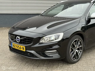 Volvo V60 Volvo V60 2.4 D6 Twin Engine R-Design ACC|BOMVOL|SCHUIFDAK - afbeelding nr 5