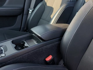Volvo XC40 1.5 T3 157pk Momentum Business Pack Connect | Origineel NL | Navi | Clima | Adap. Cruise | Panorama Schuifdak | Led Koplampen | Pdc V+A+Camera | Rijstrook+Licht+Regensenor | 18''lm - afbeelding nr 21
