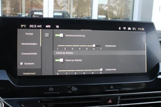 Citroën C5 X Citroen C5 X 1.6 Plug-in Hybrid 225PK MAX | ELEKTRISCH BEDIENBARE VOORSTOELEN | HEAD UP DISPLAY | STOEL/STUUR VERWARMING | ADAPTIVE CRUISE CONTROL | LED KOPLAMPEN | DRAADLOZE APPLE CARPLAY/ANDROID AUTO | 19