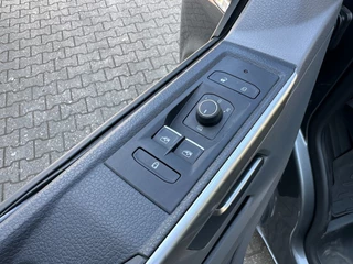 Volkswagen Transporter Volkswagen Transporter 2.0 TDI 150PK DSG DC BULLI bj2024 *BPM vrij *Adaptive *Digitale cockpit *20inch - afbeelding nr 17