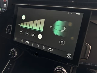Lynk & Co 01 Lynk & Co 01 ✅ NIEUWE AUTO ✅ / MODEL 2024 STUUR/STOEL VERW. 1.5 261 PK ZWARTE HEMEL 360CAM 4 JAAR GARANTIE PHEV Plug-in Hybrid - afbeelding nr 42