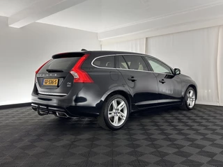 Volvo V60 Aut. *XENON | FULL-LEATHER | NAVI-FULLMAP | MEMORY-PACK | COMFORT-SEATS | ECC | PDC | CRUISE | 17''ALU | TOWBAR* - afbeelding nr 6