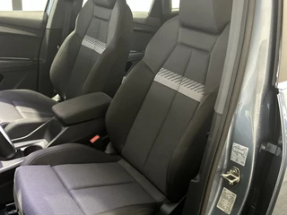 Audi Q4 e-tron | Navigatie | Sportstoelen | Verwarmde voorstoelen | Parkeersensor achter Soh (batterijcheck) 100 % - afbeelding nr 4