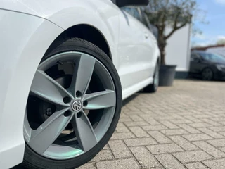Volkswagen Polo Volkswagen Polo 1.0 R-Line In/Exterieur Panorama Alcantara Cruise Stoelverwarming - afbeelding nr 25