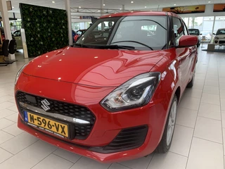 Suzuki Swift Suzuki Swift 1.2 Comfort Smart Hybride [LEASE €289,- | Airco | Lichtmetaal | - afbeelding nr 14