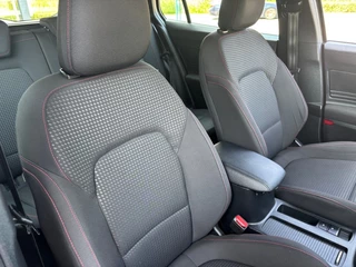 Ford Focus Ford Focus 1.0 ST-LINE 125 PK NAVI AIRCO/ECC PDC - afbeelding nr 31