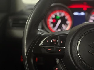 Suzuki Swift Suzuki Swift 1.2 Smart Hybrid Style | LED | Navigatie | Camera | Stoelverwarming | Airco | Bluetooth | Rijklaar - afbeelding nr 12