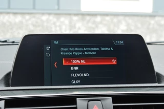 BMW 1 Serie BMW 1 Serie 118i Sport-Line Rijklaarprijs-Garantie Navigatie Led Sport Interieur Airco - afbeelding nr 18
