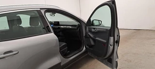 Ford Kuga Ford Kuga 2.5 PHEV Titanium 225pk | Driver Assistance Pack | Winterpack | AGR Stoelen met half leder | Trekhaak Wegklapbaar | Michelin Cross Climate - afbeelding nr 30