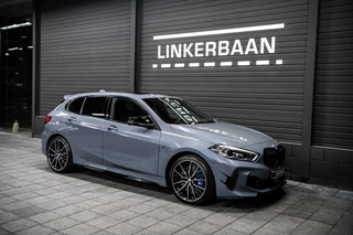 BMW 1 Serie BMW 1-serie M135i xDrive High Executive Edition | Panodak | HUD | H&K | Leder | NL auto | - afbeelding nr 11