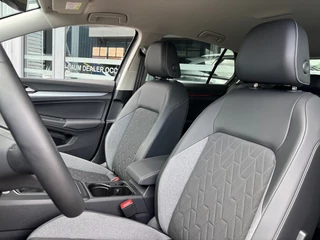 Volkswagen Golf Volkswagen Golf 1.5 TSI GOAL EDITION NAVI LMV CLIMA PDC WINTERPACK - afbeelding nr 14