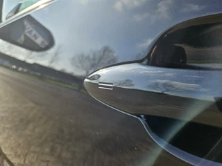 Toyota Yaris Toyota Yaris 1.5 Hybrid Dynamic | Nieuw Model / Dealer OH | Carplay / Cruise - afbeelding nr 33