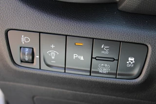 Hyundai Kona Hyundai Kona 1.6 GDI HEV Premium Navi/Leer/18