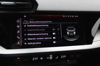 Audi A3 Audi A3 Sportback 30 TFSI S edition 32.429 km! / Virtual Cockpit / Apple CarPlay / Full LED / 17'' / Navigatie / Half leder / Parkeerhulp achter / ACC - afbeelding nr 24