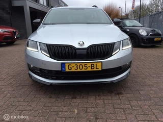 Škoda Octavia Skoda Octavia Combi 1.6 TDI Greentech Sport Business 18