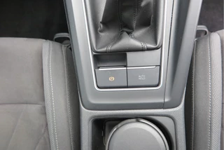 Volkswagen Golf Volkswagen Golf 1.5 TSI 96kw 130pk Style , Panorama dak , Led, Virtual cockpit ,Trekhaak uitklapbaar, PDC, Navigatie via Carplay , DAB+ , Stoelverwarming,Alcantara bekleding, etc. - afbeelding nr 57