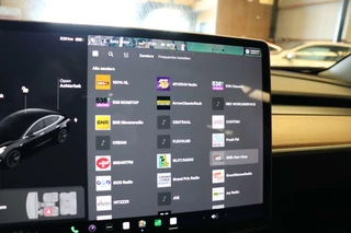 Tesla Model 3 Tesla Model 3 Long Range AWD 75 kWh dual motor autopilot panodak memoryseats met stoelverwarming v+a dab - afbeelding nr 30