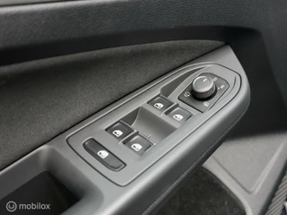 Volkswagen Golf Volkswagen Golf 1.5 TSI LED Massage CarPlay Stoelverwarming - afbeelding nr 27