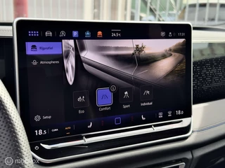 Volkswagen Tiguan Volkswagen Tiguan 1.5 eTSI R-Line | Pano | Massage | ACC - afbeelding nr 33