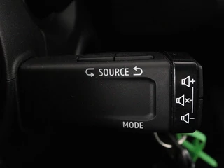 Renault Captur Renault Captur 1.0 TCe 90 Zen | Camera | Cruise control | PDC |  Full LED | Navigatie | Carplay | DAB | LMV 17 inch | - afbeelding nr 15