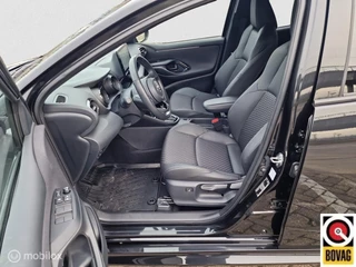 Toyota Yaris Toyota Yaris 1.5 Hybrid 115 Business pas beurt gehad Automaat Stoel-Stuurverwarming Keyless model 2024 - afbeelding nr 18