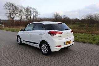 Hyundai i20 Hyundai i20 1.0 T-GDI airco navigatie cruise control dab+ bluetooth camera pdc trekhaak 5-deurs dimmende spiegel - afbeelding nr 4