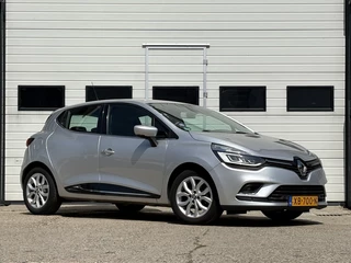 Renault Clio - 251007484-0