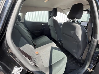 Ford Fiesta Ford Fiesta 1.1 Trend | Navigatie | Apple CarPlay | Cruise Control - afbeelding nr 17