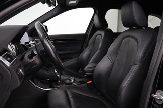 BMW X1 BMW X1 sDrive20i M Sport | Leder | Head-Up |  Stoelverwarming | Camera | Full LED | Sportstoelen | Navigatie | Park Assist | DAB - afbeelding nr 5