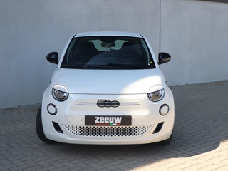 Fiat 500e Fiat 500e RED 42 kWh | Pack Fomfort | 360 PDC | Winter - afbeelding nr 2