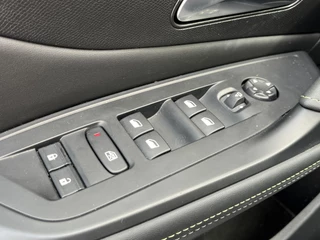 Peugeot 308 | Elektrisch verstelbare stoelen | Camera | Apple Carplay/Android Auto | - afbeelding nr 23