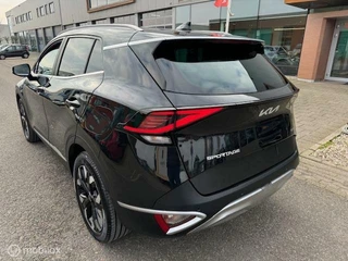 Kia Sportage Sportage 1.6 T PHEV 265pk  65 km Volledig elektr. rijden hierna Hybride aandrijving , 19 inch Velgen , Priveglas,  Navigatie + Camera achter 4x Stoel & Stuur verwarming , Led koplampen , - afbeelding nr 3