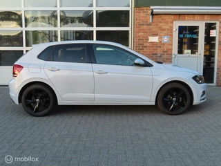 Volkswagen Polo Volkswagen Polo 1.0 TSI Highline/Automaat/virtueel/carplay/pdc/nav/17