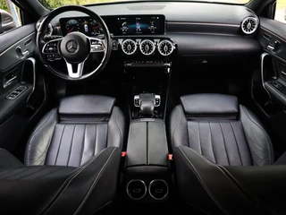 Mercedes-Benz A-Klasse Mercedes-Benz A-Klasse 250 4MATIC Premium Plus (225PK) 1e-Eig, Dealer-Onderh, 12-Mnd-BOVAG, NL-Auto. - afbeelding nr 2