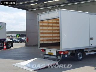 Mercedes-Benz Sprinter Mercedes Sprinter 316 CDI Laadklep Automaat Zijdeur Bakwagen Navi Airco MBUX Lat om Lat Euro6 Meubelbak Koffer 20m3 Airco - afbeelding nr 3