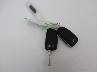 Audi A3 Audi A3 30 TFSI Sport S Line Edition | Half leder |  Full LED | Sportstoelen | Navigatie | Trekhaak | Parkeerhulp | Climate control | Cruise control | Bluetooth - afbeelding nr 12