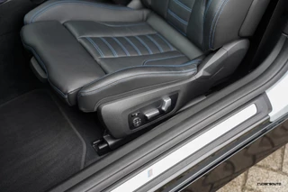 BMW 2 Serie BMW 2-serie Coupé M240i xDrive | Schuifdak | M-sportstoelen | M Perf | HUD | Active cruise | Eibach | Rijdersauto Edition - afbeelding nr 47