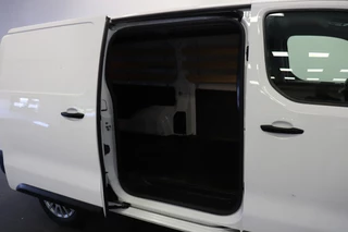 Opel Vivaro - Airco - Navi - Cruise - € 15.950,- Excl. - afbeelding nr 9