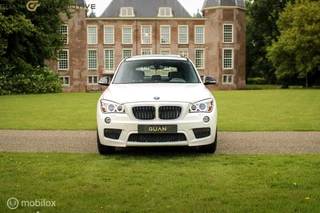 BMW X1 BMW X1 sDrive20i High Executive | M pakket | NAP | PANO | - afbeelding nr 3