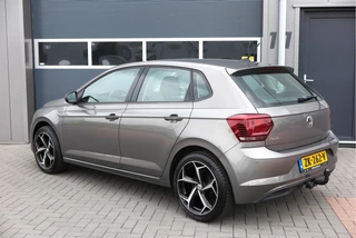 Volkswagen Polo Volkswagen Polo 1.0 TSI 95 PK Comfortline , Trekhaak , Stoelverwarming , Navigatie , Parkeersensoren , Climate control , 17