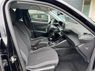 Peugeot 2008 Peugeot 2008 1.2 Active Pack + Car-play + Lmv + Nav + Pdc - 2022! - afbeelding nr 12