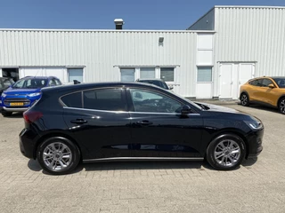 Ford Focus Ford Focus 1.0 EcoBoost Hybrid Titanium 125pk | Winterpack | Parking Pack | SYNC 4 Navigatie | 16 inch Licht metalen velgen - afbeelding nr 8