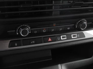 Opel Vivaro Opel Vivaro 1.5 Diesel 120PK L3 BPM VRIJ! Apple Carplay /  Android Auto Parkeersensoren V+A Trekhaak Camera Navigatie Cruise Control LED koplampen houten afwerking laadruimte - afbeelding nr 20