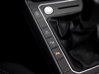 Volkswagen Taigo Volkswagen Taigo 1.5TSi DSG R-Line Black Style | Matrix LED | Pano schuifdak | Keyless entry & start | Camera | Sperdiff. | TravelAssistPack | Adaptive Cruise Control | Drive Mode select | Trekhaak afn.kogel | Nw.pr. € 45.768,- - afbeelding nr 39